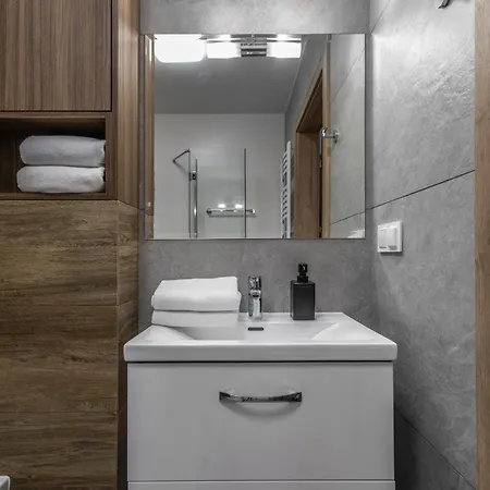 Apartament Z Sypialnia Centrum Cicha 16 *